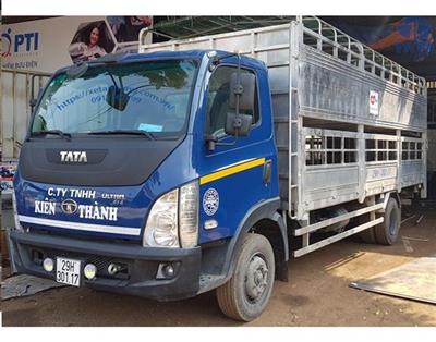 XE TẢI CHỞ LỢN 7 TẤN TATA ULTRA