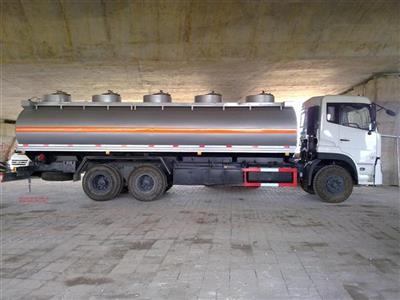 Xe chở xăng dầu 24 khối Dongfeng