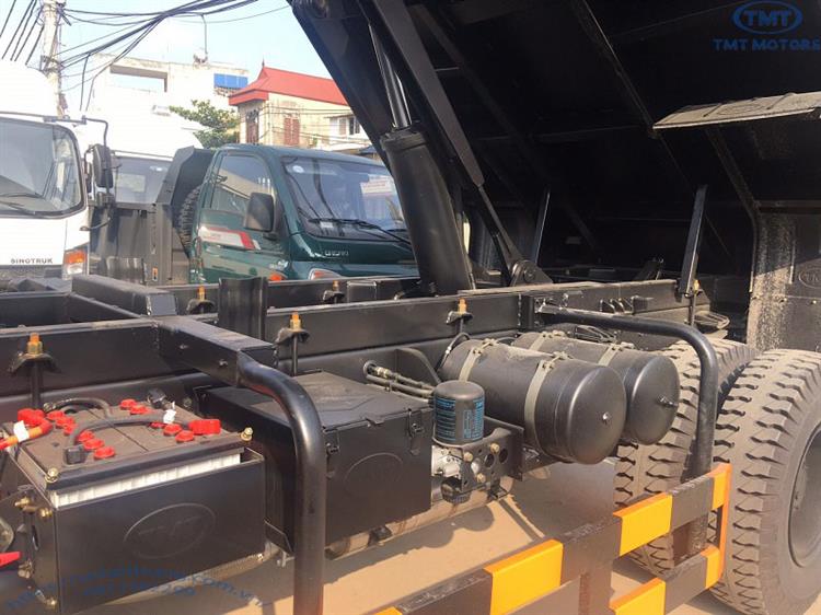 XE TẢI BEN 8 TẤN 2 CẦU TMT CỬU LONG