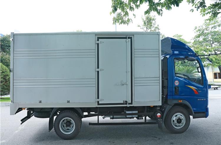 XE TẢI THÙNG TMT 6 TẤN SINOTRUCK