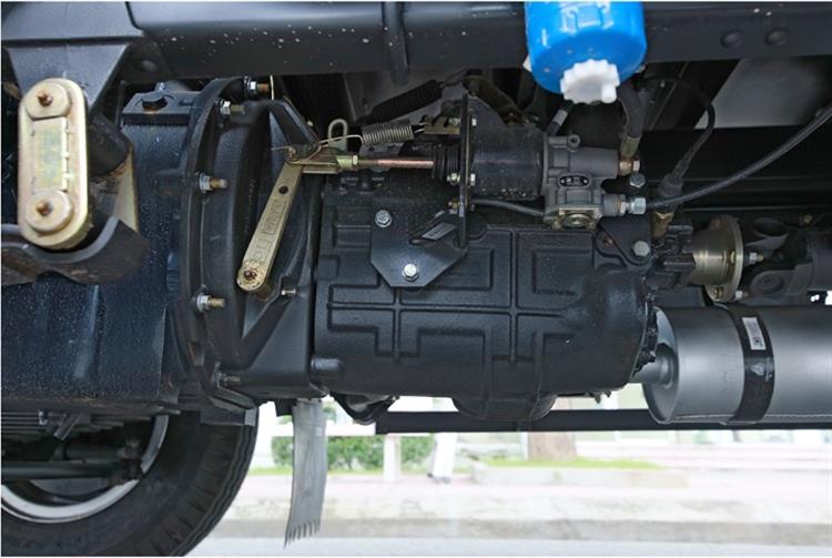 XE TẢI THÙNG TMT 6 TẤN SINOTRUCK