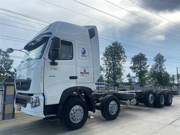 Xe Tải Thùng 5 Chân Howo A7 340 Hp