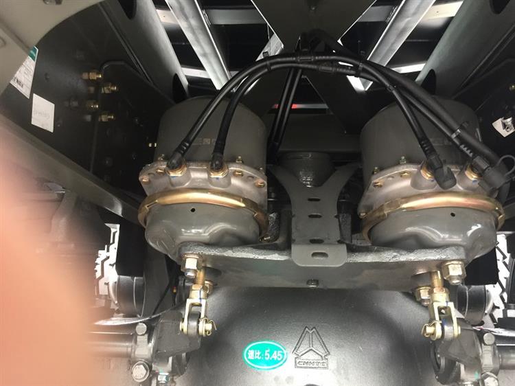 Xe ben Howo 380 Hp 4 chân thùng U