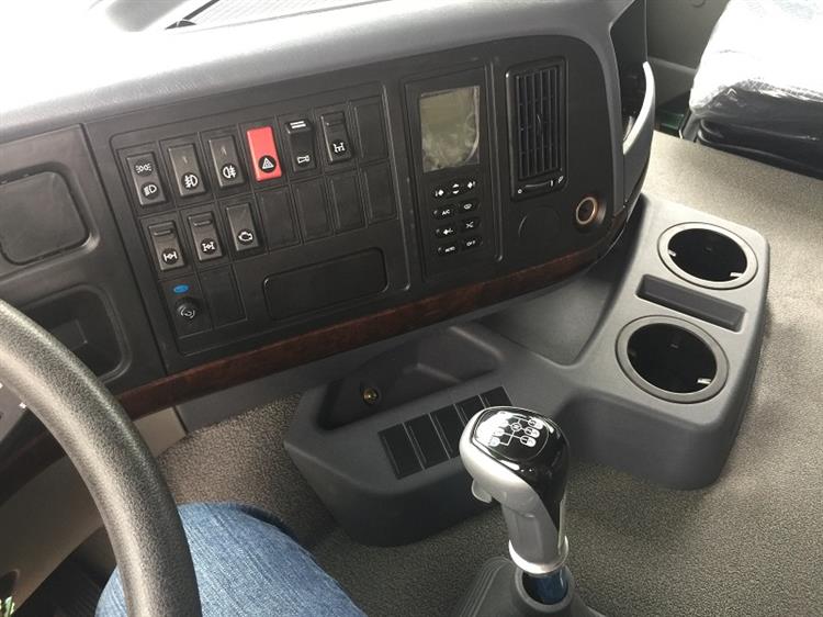 Xe ben Howo 380 Hp 4 chân thùng U