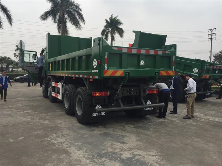 XE TẢI BEN HOWO 4 CHÂN 2019