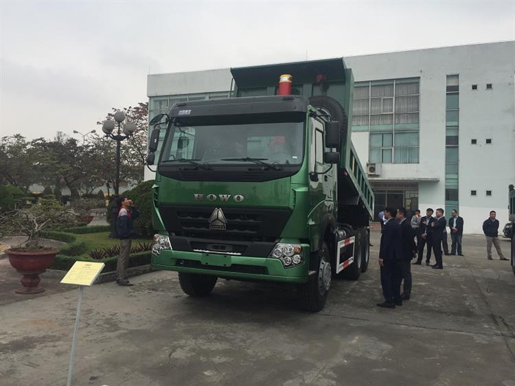 XE TẢI BEN HOWO 3 CHÂN 2019