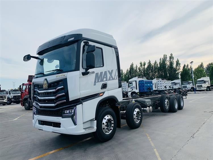 Xe Tải thùng 4 chân Howo Max 400 hp