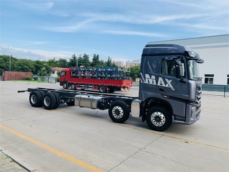Xe Tải thùng 4 chân Howo Max 400 hp