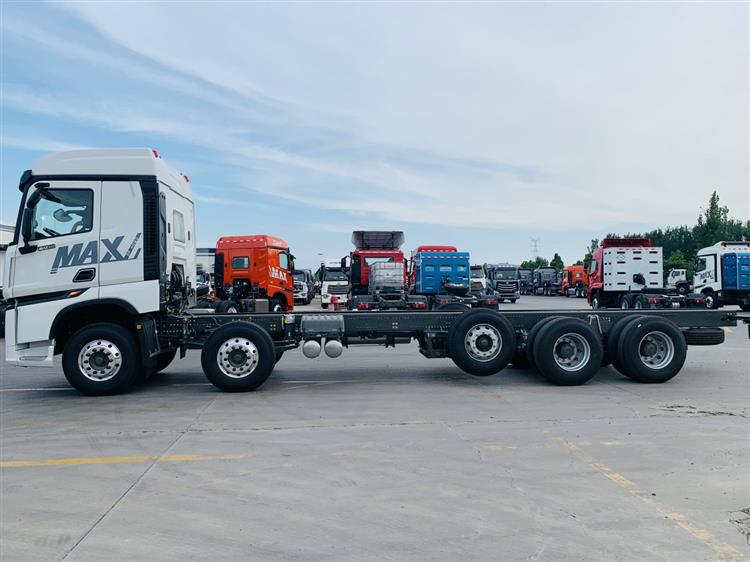 Xe Tải thùng 4 chân Howo Max 400 hp