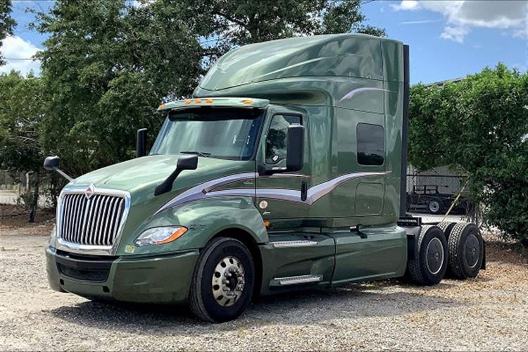 Xe Đầu Kéo Mỹ 1 Giường A26 Cummin