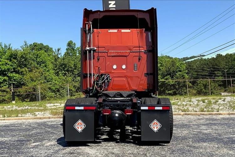 Xe Đầu Kéo Mỹ 1 Giường A26 Cummin