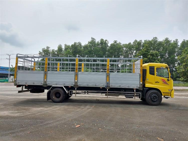 Xe Tải Thùng 7M5 Dongfeng 180 Hp