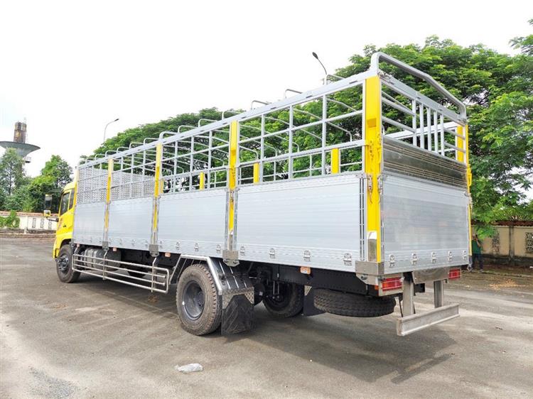 Xe Tải Thùng 7M5 Dongfeng 180 Hp