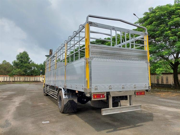 Xe Tải Thùng 7M5 Dongfeng 180 Hp