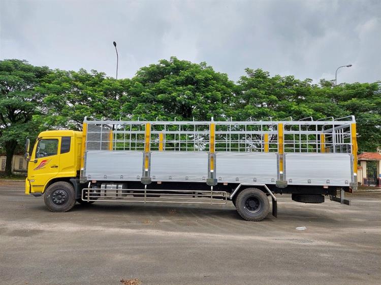 Xe Tải Thùng 7M5 Dongfeng 180 Hp