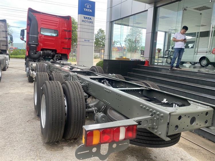 Xe Tải Thùng 5 Chân Howo A7 340 Hp