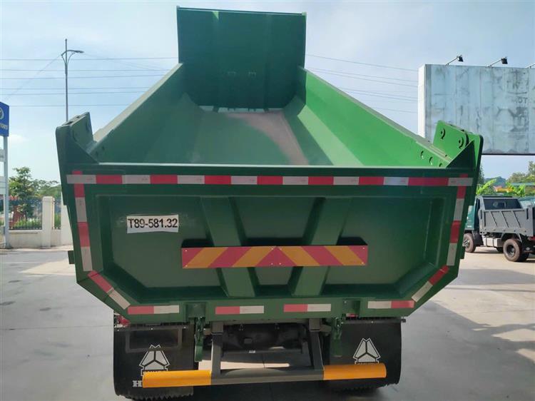 Xe Ben Howo Thùng Đúc Cao 1m Tải Trọng 17 tấn