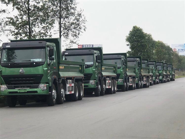 Xe Ben Howo Thùng Đúc Cao 1m Tải Trọng 17 tấn