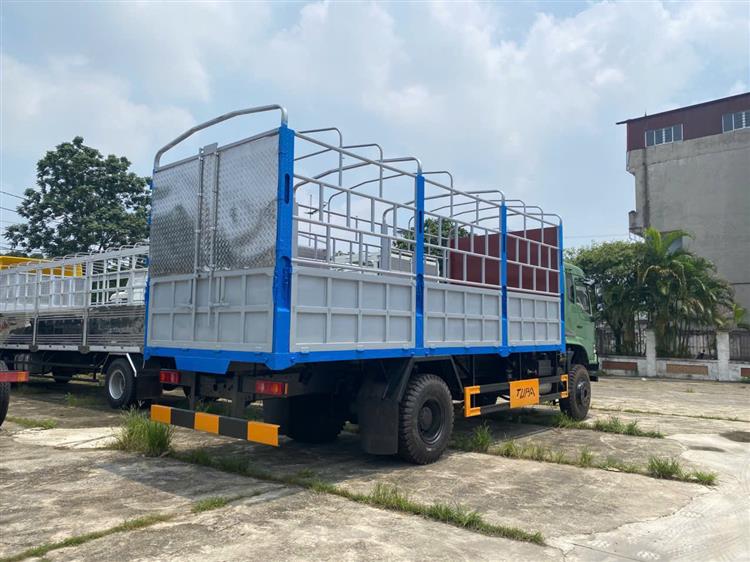 Xe Tải Thùng 2 Cầu Dongfeng 6 máy 6m7 Tải 7T2