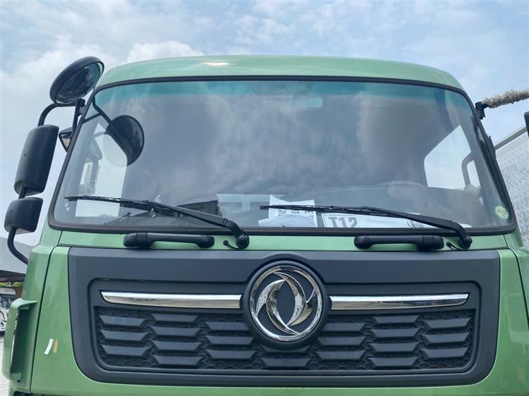 Xe Tải Thùng 2 Cầu Dongfeng 6 máy 6m7 Tải 7T2