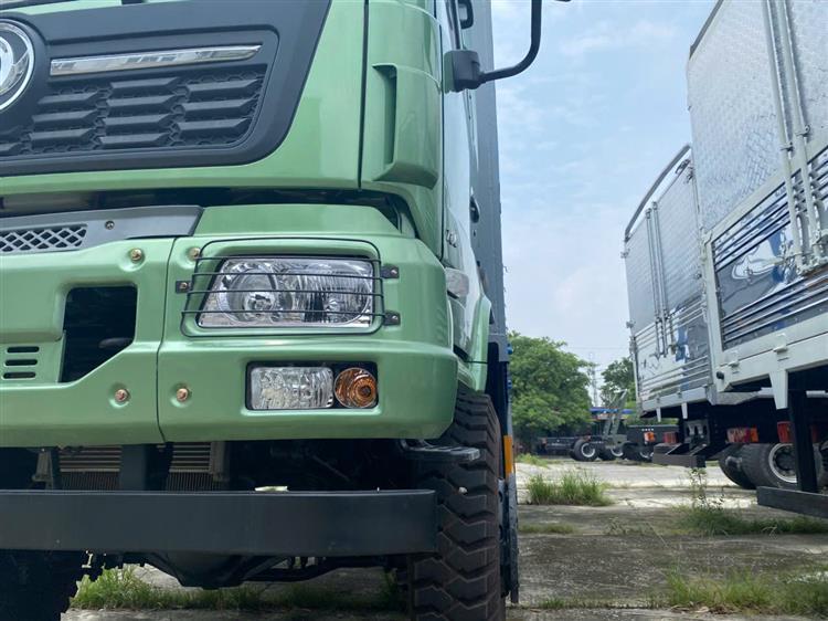 Xe Tải Thùng 2 Cầu Dongfeng 6 máy 6m7 Tải 7T2