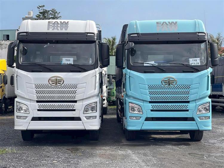 Xe Tải Thùng 4 Chân FAW JH6 370Hp