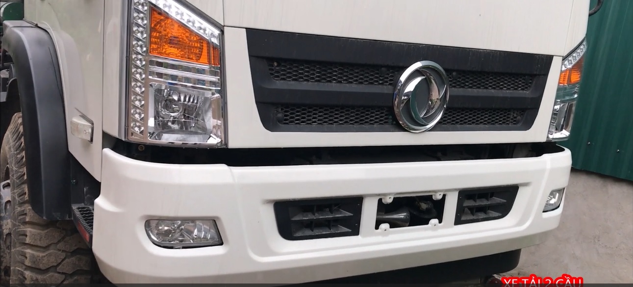 Xe Tải 5 Chân Thùng Dongfeng