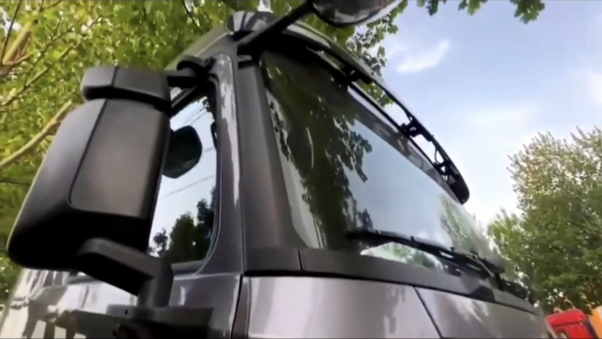 Xe Tải thùng 4 chân Howo A7 340 hp