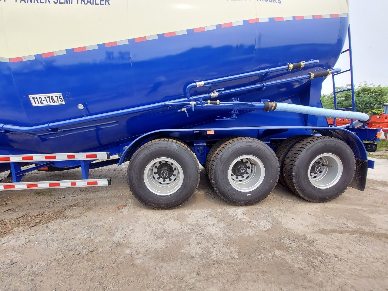 Sơ Mi Rơ Mooc Chở Xi Măng Fushi 46 Khối 8